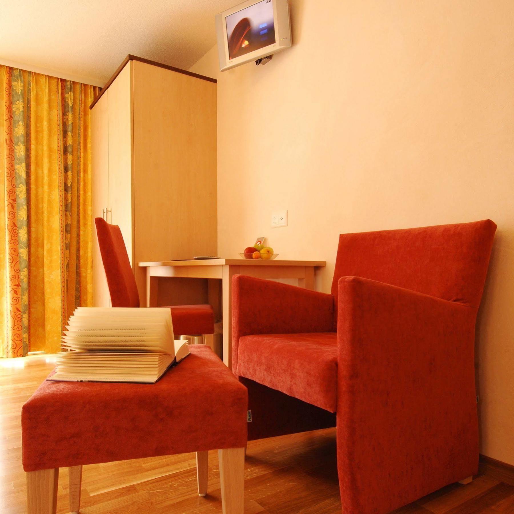 Hotel Viktoria-Leukerbad-Therme Luaran gambar